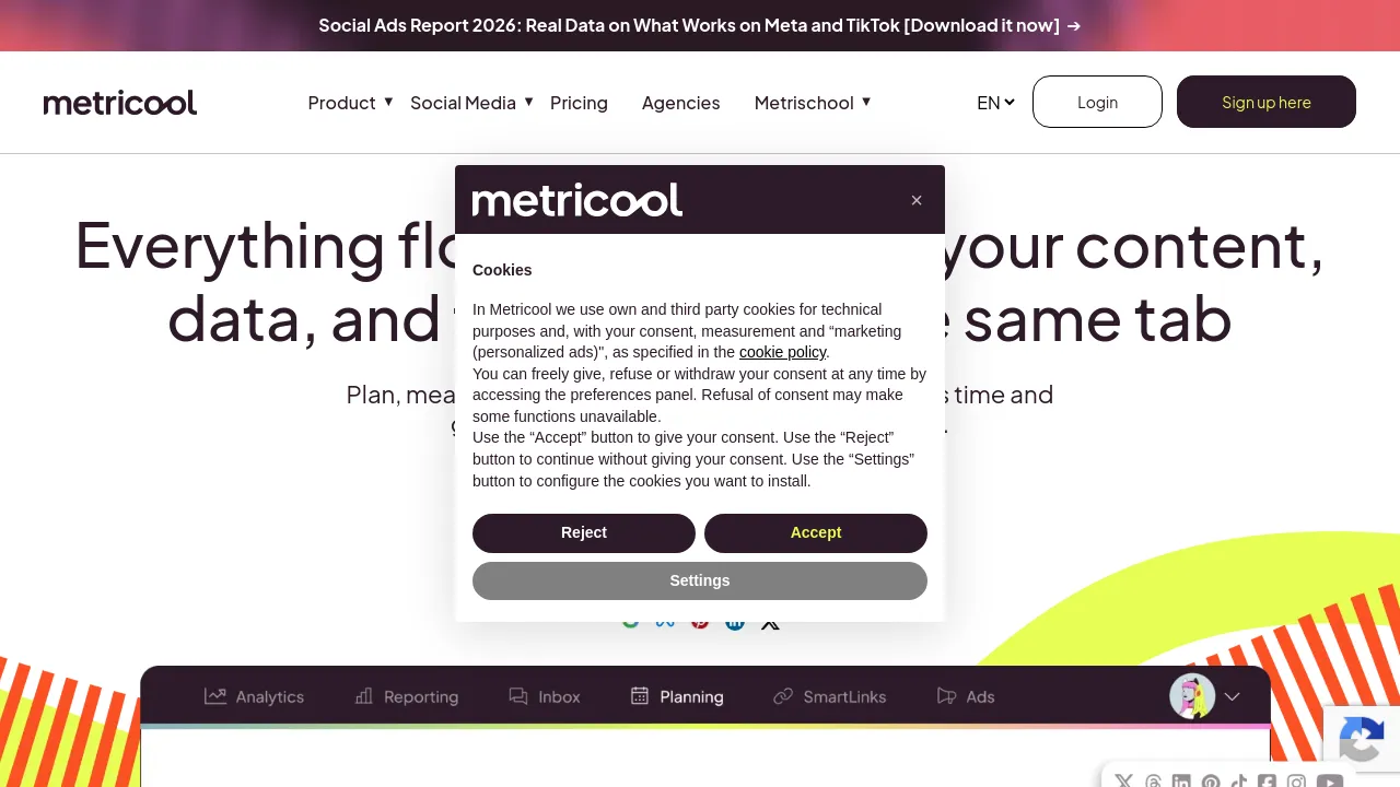 Screenshot of Metricool website